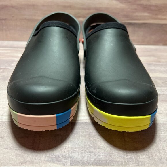 Hunter Womens Black Rubber Clogs With Multicolor Sole - Picture 4 of 10